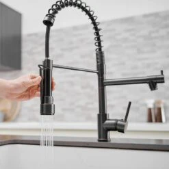 Commercial Kitchen Faucet With Single-Handle, Pull Down Sprayer Kitchen Faucet, Kitchen Sink Faucet In Black Bronze -Tahanbath black tahanbath pull down kitchen faucets y xy 191 33orb 50 1 us 1f 1000