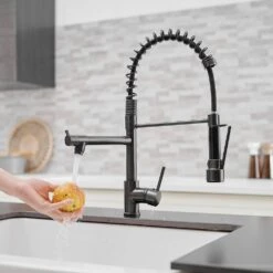 Commercial Kitchen Faucet With Single-Handle, Pull Down Sprayer Kitchen Faucet, Kitchen Sink Faucet In Black Bronze -Tahanbath black tahanbath pull down kitchen faucets y xy 191 33orb 50 1 us fa 1000