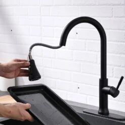 18.7 In. Single Handle Pull Down Sprayer Kitchen Faucet 360° Spout Swivel In Black 10 18.7 In. Single Handle Pull Down Sprayer Kitchen Faucet 360° Spout Swivel In Black -Tahanbath black tahanbath pull down kitchen faucets z w1932126990 1f 1000