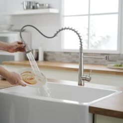 Single Handle Pull Down Sprayer Kitchen Faucet 15.2 In. 360 ° Spout Swivel Stainless Steel Taps In Brushed Nickel -Tahanbath brushed nickel tahanbath pull down kitchen faucets z 1340 33n ss us 66 1000