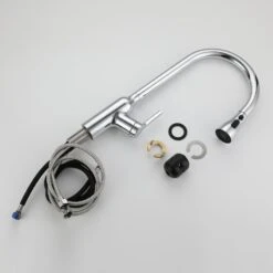 Single Handle Pull Down Sprayer Kitchen Faucet With Gooseneck In Chrome