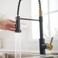 Single Handle No Sensor Pull Down Sprayer Kitchen Faucet In Matte Black And Gold 13 Single Handle No Sensor Pull Down Sprayer Kitchen Faucet In Matte Black And Gold -Tahanbath matte black and gold pull down kitchen faucets q xy 1325 33bng 1 ss us 1f 1000