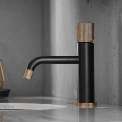 Single Handle Single-Hole Bathroom Sink Faucet In Matte Black Rose Gold -Tahanbath matte black and rose gold single hole bathroom faucets x xy 1131 11br us fa 1000