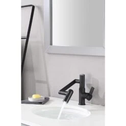 Bathroom Sink Faucet With Spray Function And Temperature Display For Anti-Skid Switch And Hot And Cold And 360° Rotary -Tahanbath matte black tahanbath single hole bathroom faucets z w121765120 76 1000